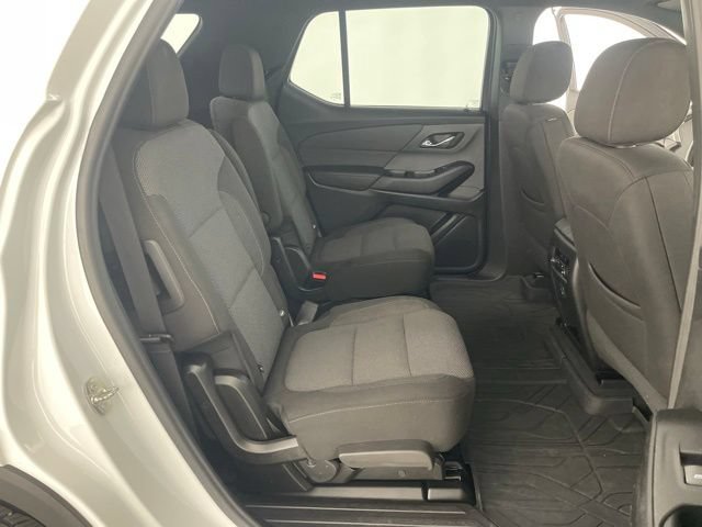 Used 2023 Chevrolet Traverse LT FWD image 48