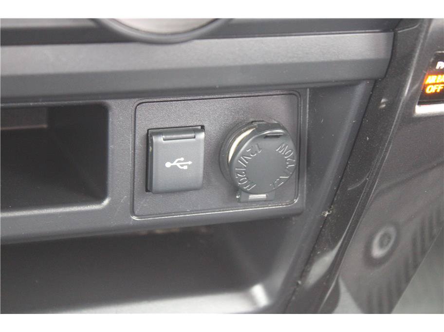Used 2020 Toyota 4Runner TRD Off-Road Premium w/ Moonroof Package AWD/4WD image 31