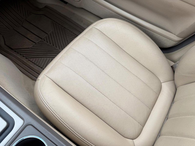 Used 2006 Lincoln LS image 24