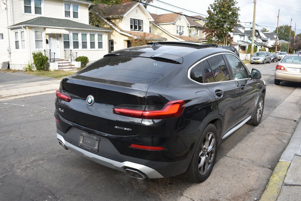 Used 2024 BMW X4 xDrive30i image 6