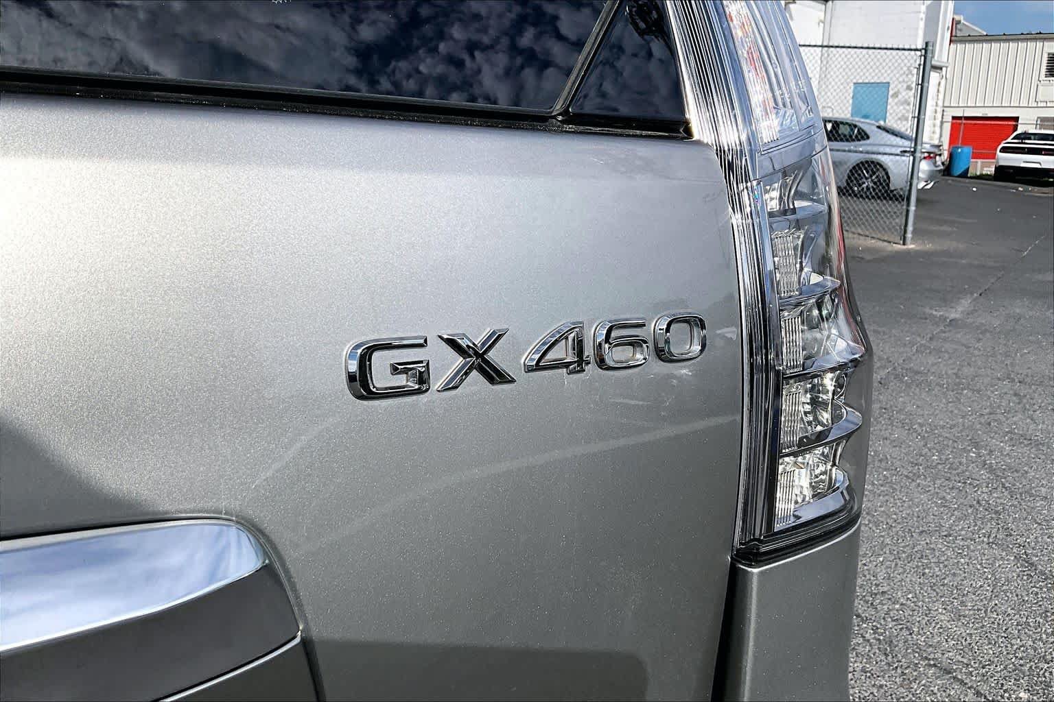 Used 2022 Lexus GX 460 Premium w/ Premium Plus Package AWD/4WD image 10