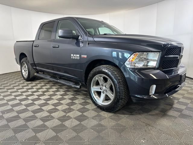 Used 2016 RAM 1500 Express image 2