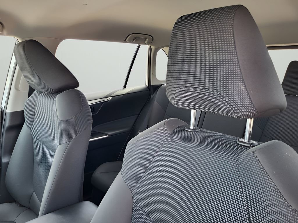 Used 2025 Toyota RAV4 LE AWD/4WD image 16