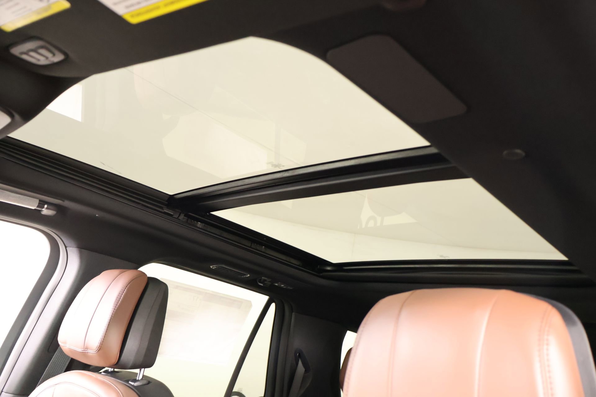 New 2026 Lincoln Navigator L Reserve AWD/4WD image 17