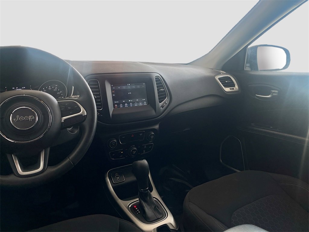 Used 2021 Jeep Compass Sport image 21