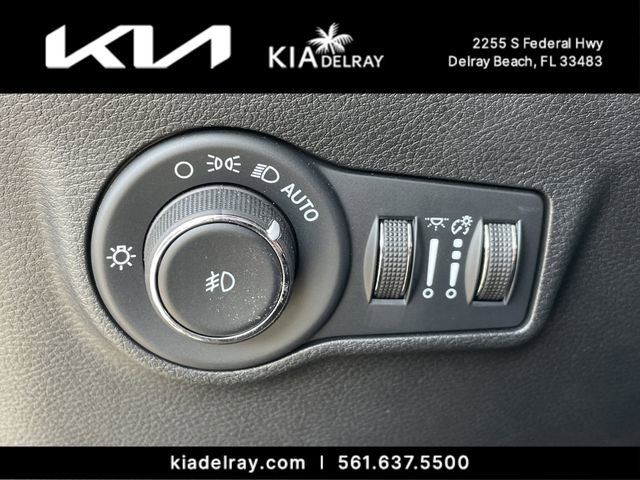 Used 2022 Jeep Compass Latitude w/ Sun and Sound Group image 24