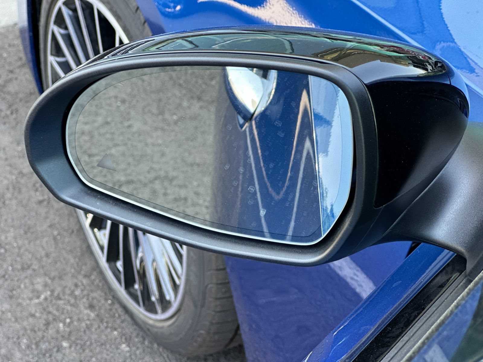 Used 2025 Mercedes-Benz C 300 4MATIC Sedan image 9