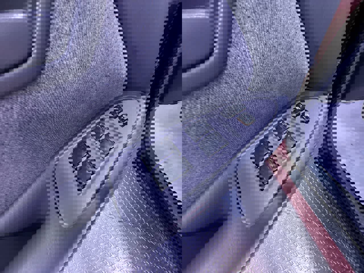 Used 2001 Toyota Camry CE FWD image 12