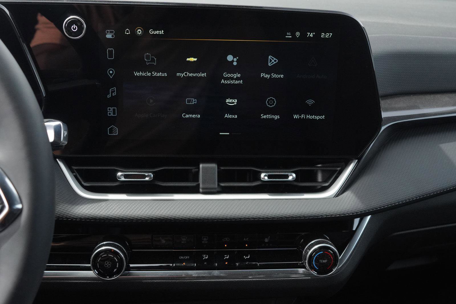 New 2025 Chevrolet Equinox LT w/ Safety and Technology Package image 21