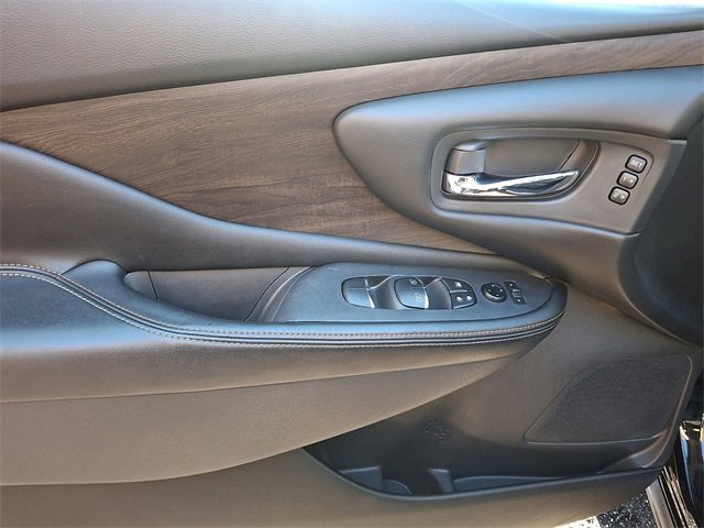 Used 2023 Nissan Murano Platinum image 12