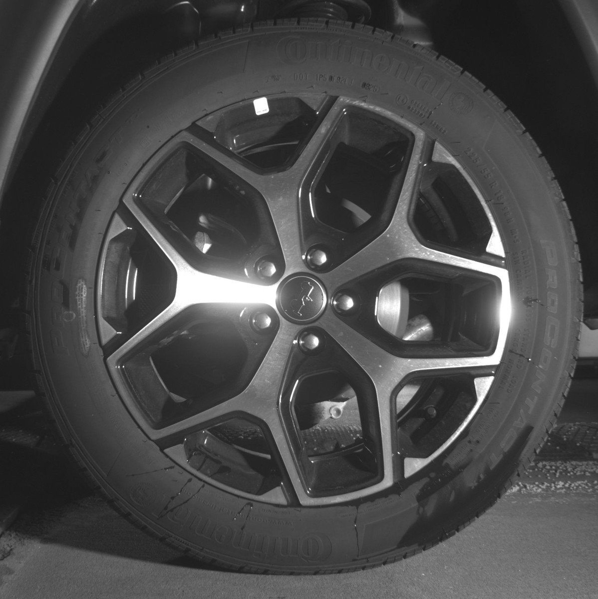 Used 2025 Jeep Compass Limited image 14