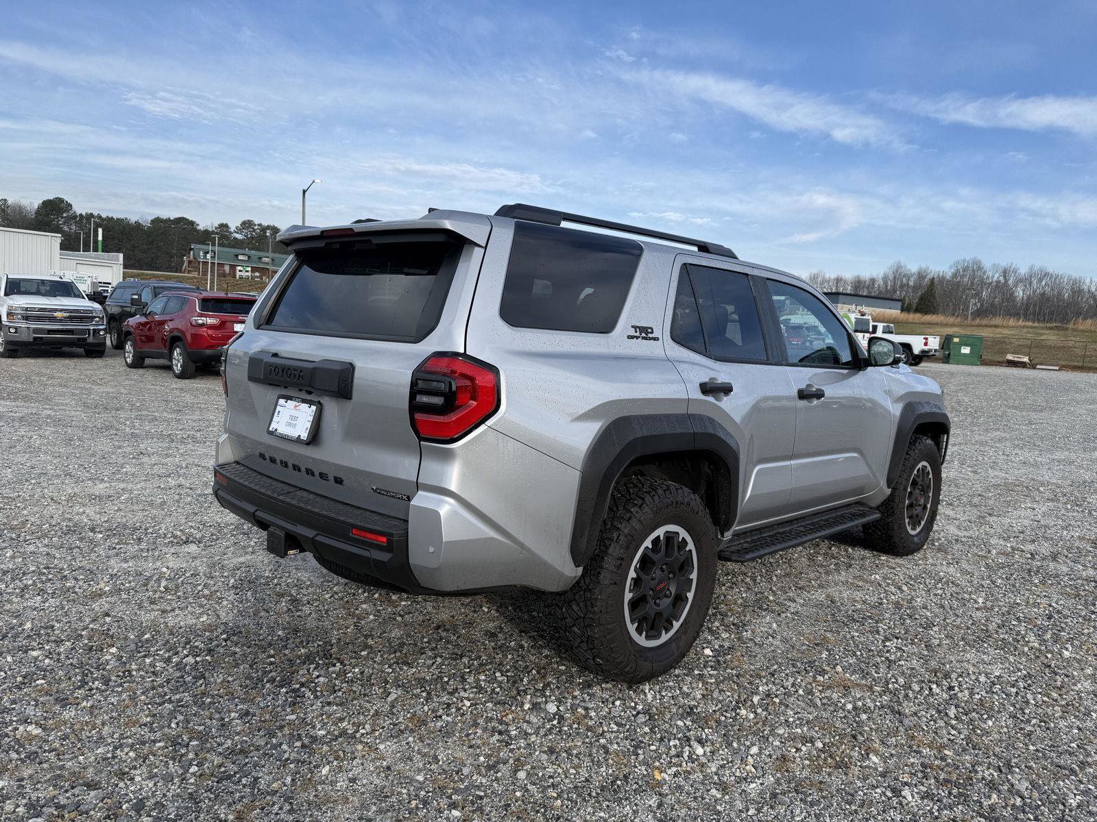 Used 2025 Toyota 4Runner 4WD image 5