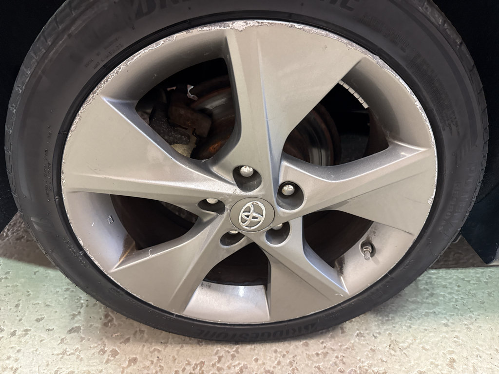 Used 2014 Toyota Camry SE FWD image 37