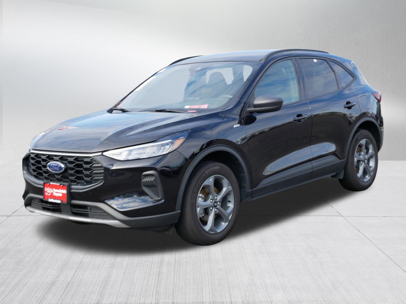 Used 2025 Ford Escape ST-Line AWD/4WD image 3
