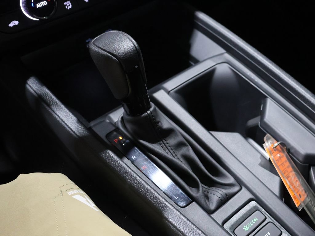 Used 2025 Honda Accord SE image 29