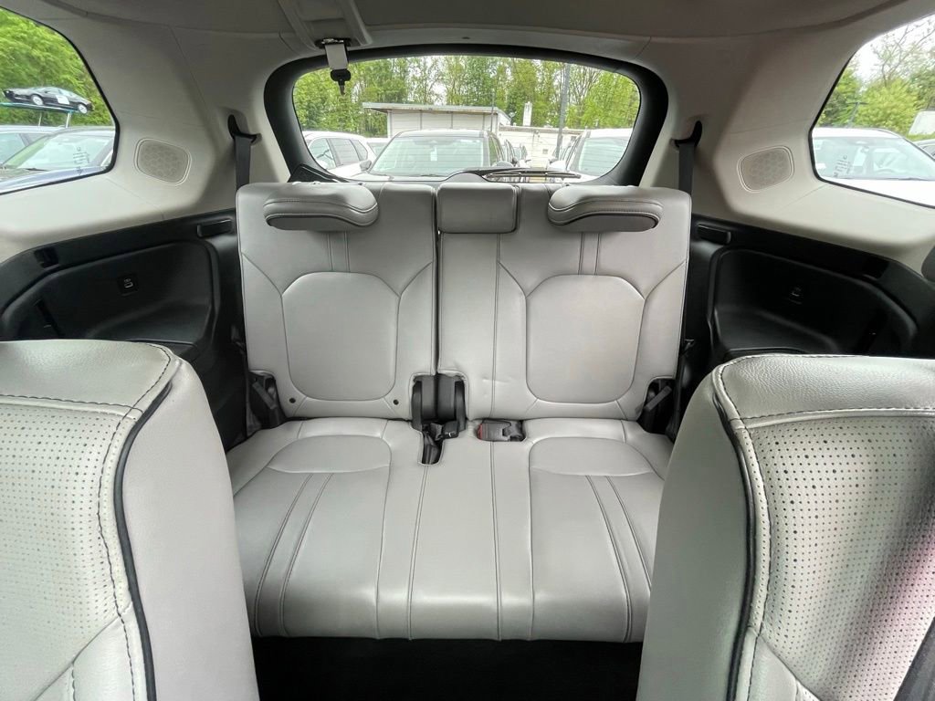 Used 2023 Honda Pilot Elite image 8
