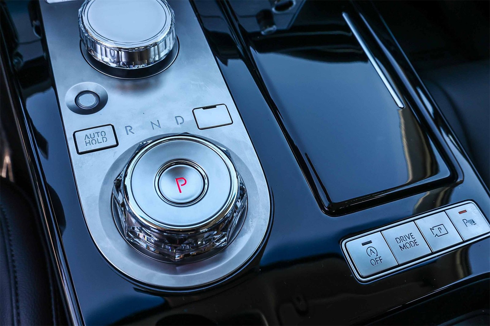 Used 2025 Genesis G80 2.5T image 23