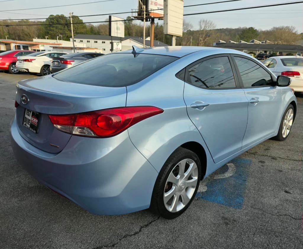Used 2011 Hyundai Elantra Limited image 8