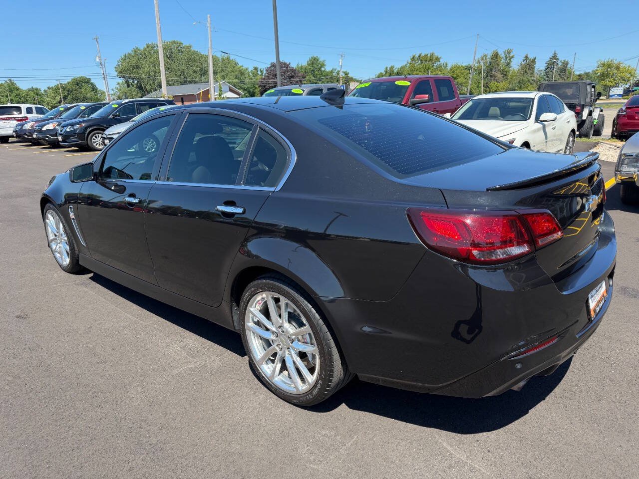 Used 2015 Chevrolet SS RWD image 3