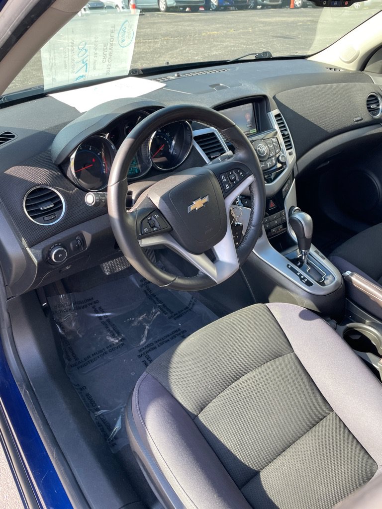 Used 2013 Chevrolet Cruze LT w/ RS Package FWD image 9