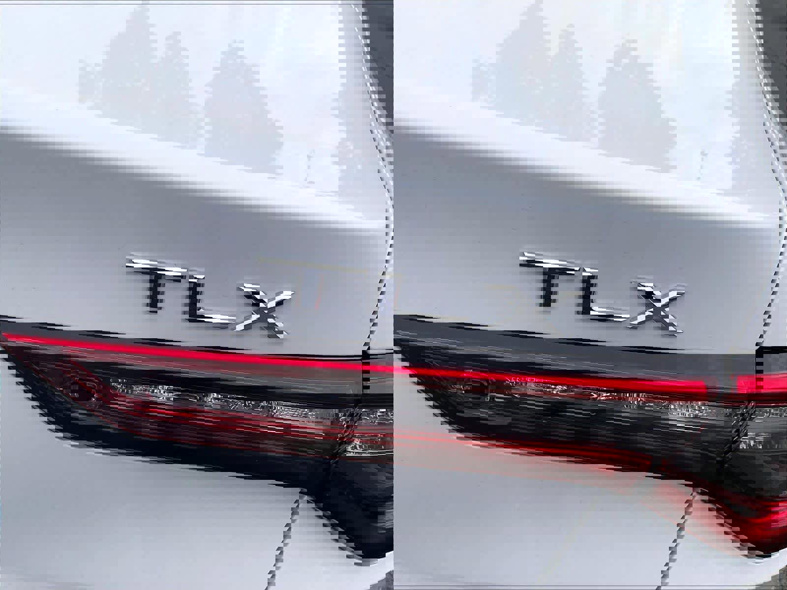 Used 2023 Acura TLX w/ Technology Package image 11