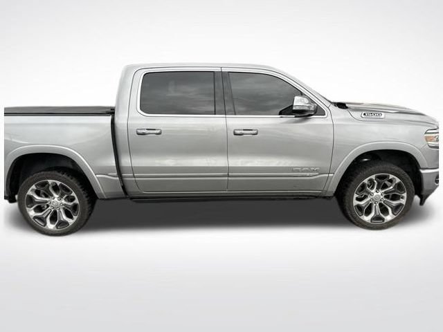 Used 2022 RAM 1500 Limited w/ Body Color Bumper Group AWD/4WD image 9