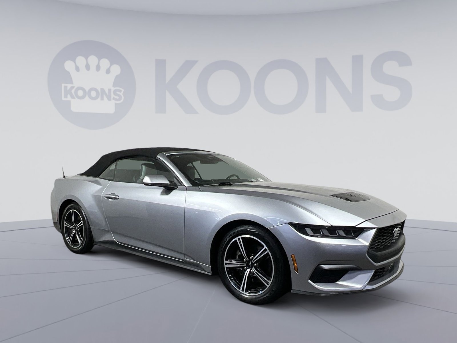 Used 2024 Ford Mustang Premium RWD image 2