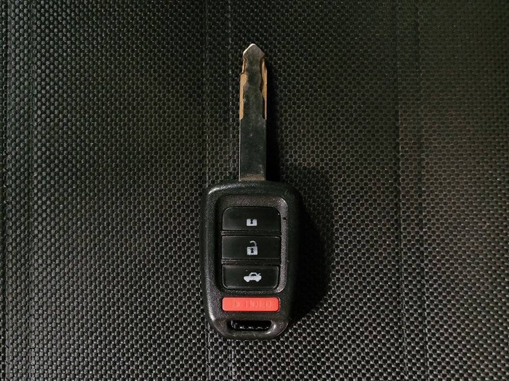 Used 2020 Honda CR-V LX image 32
