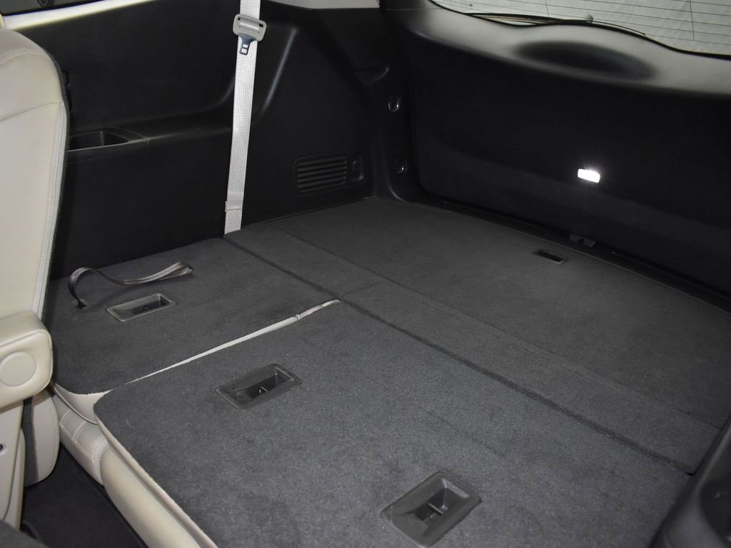 Used 2018 Buick Enclave Essence image 17