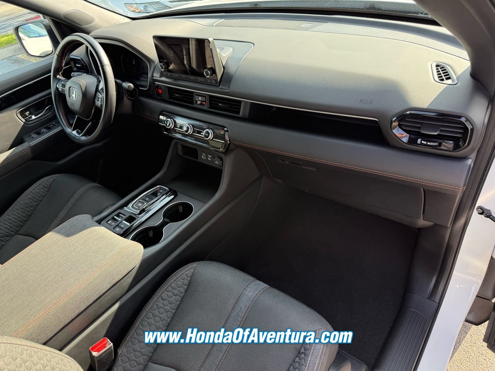 Certified 2023 Honda Pilot Sport image 10