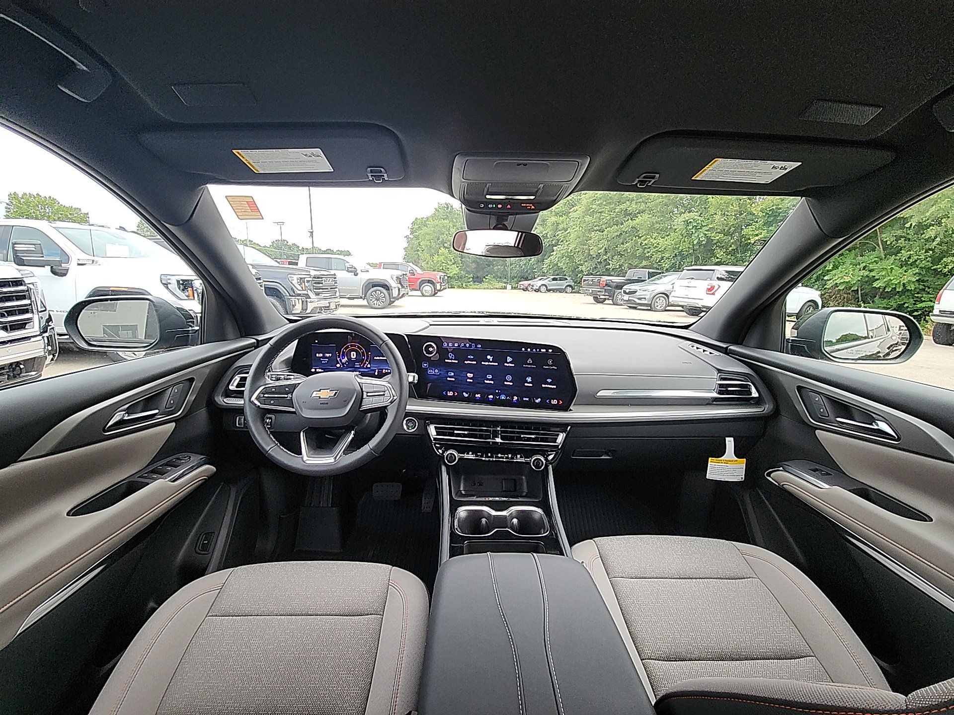 New 2025 Chevrolet Traverse LT w/ LPO, Cargo Package image 29