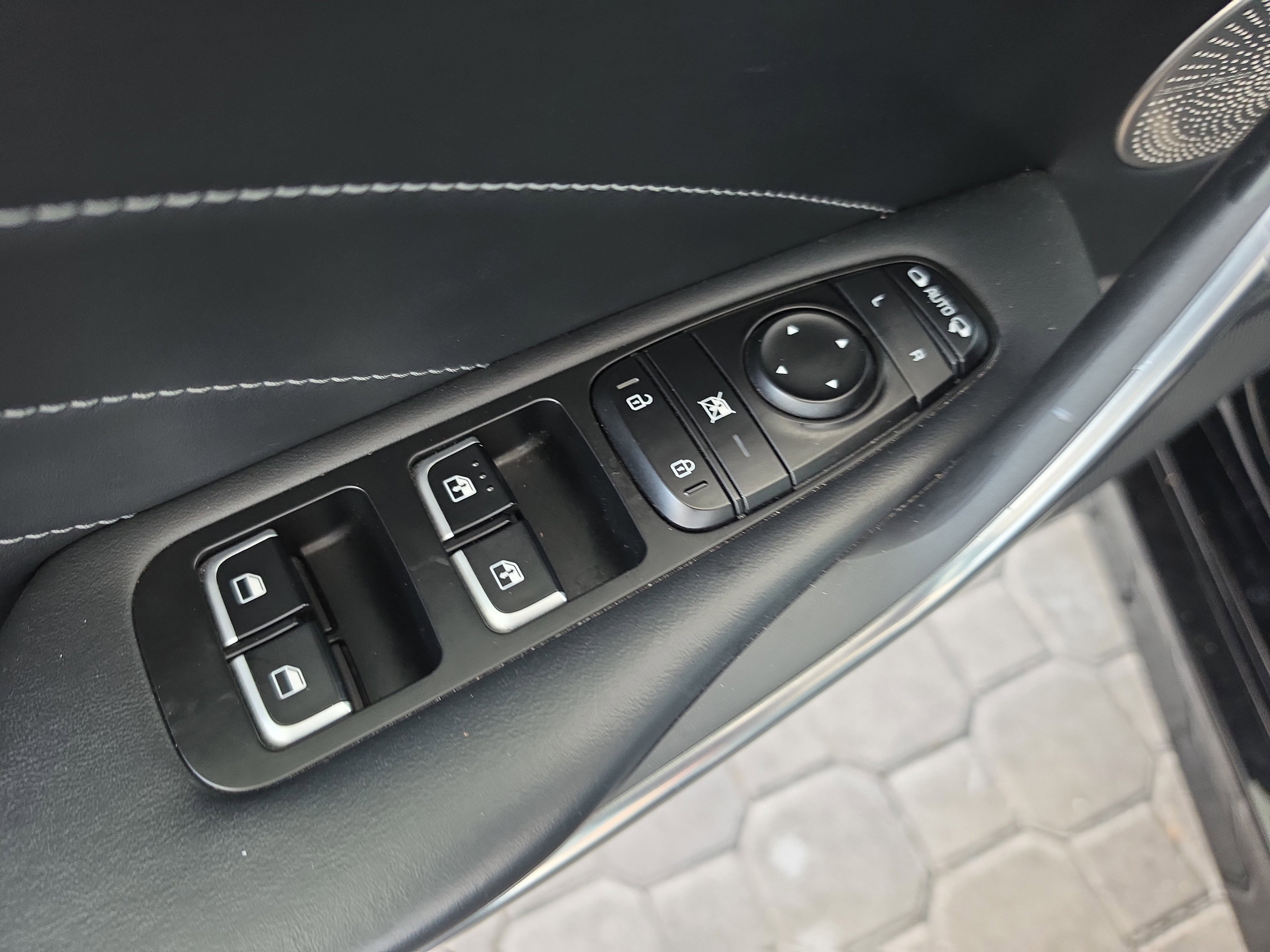 Used 2022 Kia Stinger GT2 image 15
