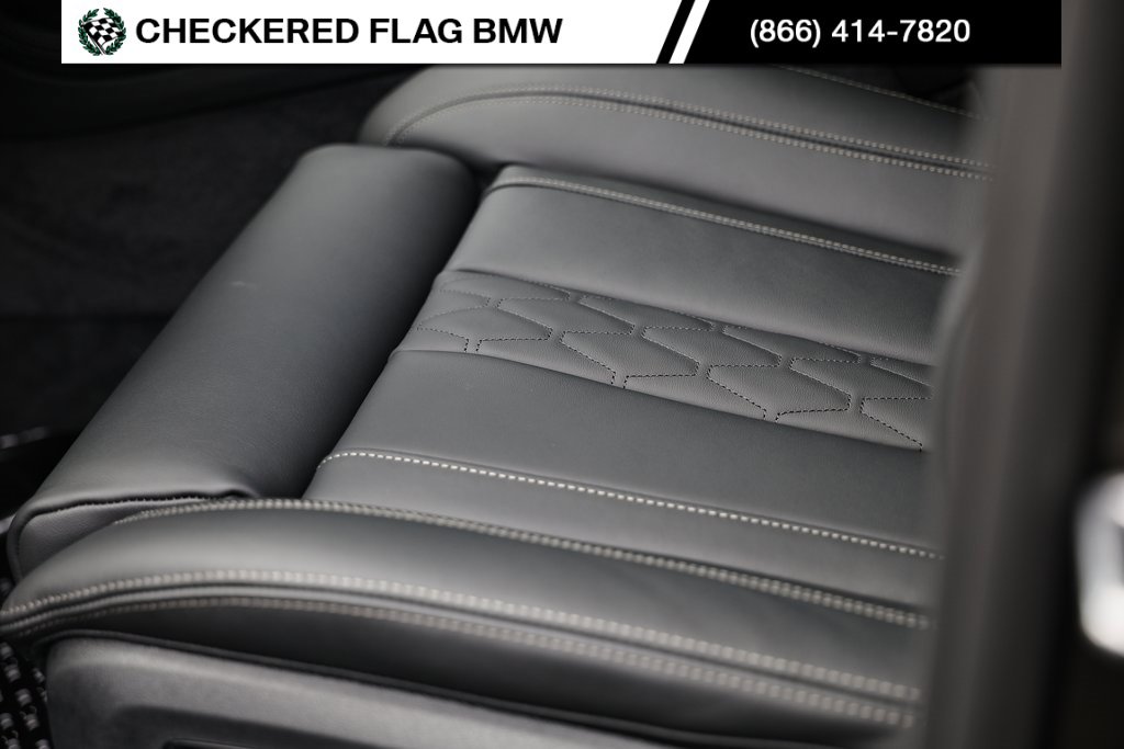 New 2026 BMW X7 M60i w/ M Sport Professional Package image 23
