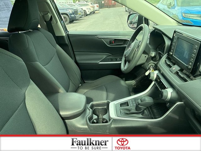 Used 2019 Toyota RAV4 LE w/ All Weather Liner Package AWD/4WD image 19