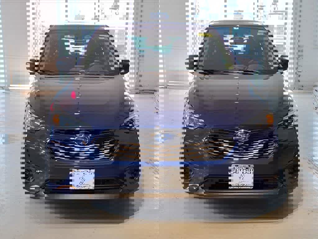 Used 2025 Subaru Impreza 2.0i image 2