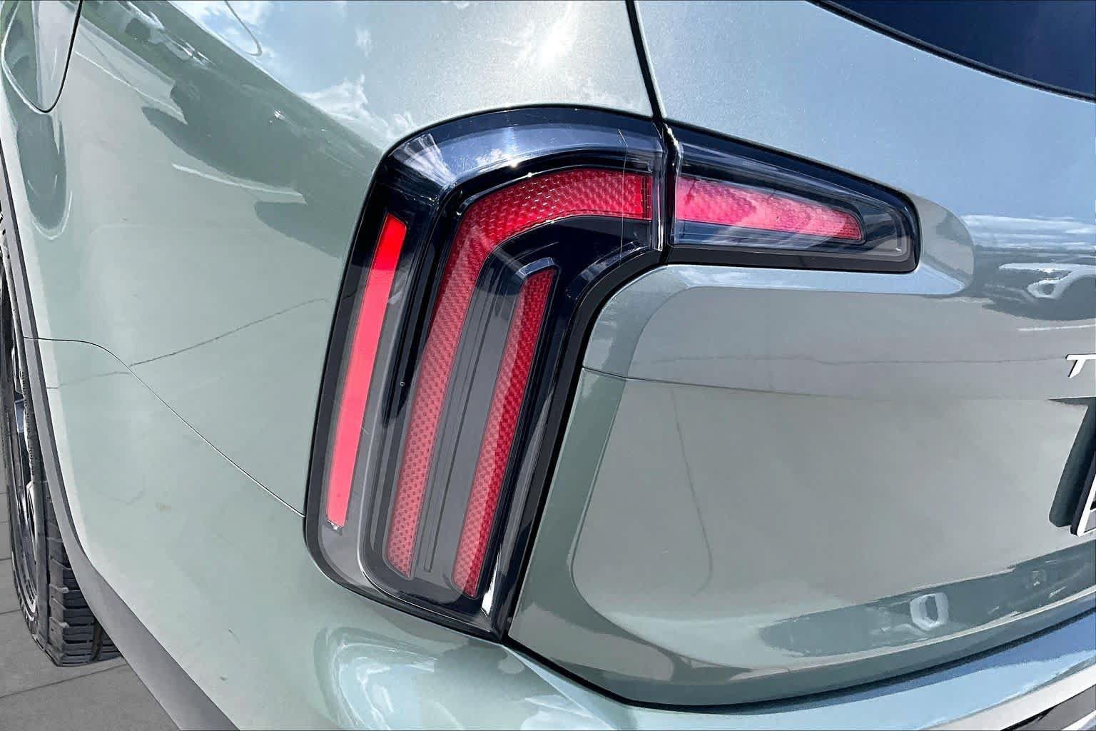 Certified 2024 Kia Telluride SX X-Pro AWD/4WD image 27