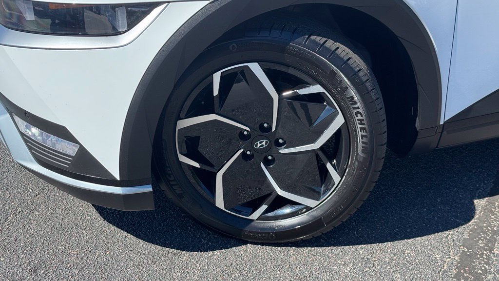 Certified 2024 Hyundai Ioniq 5 SEL AWD/4WD image 9