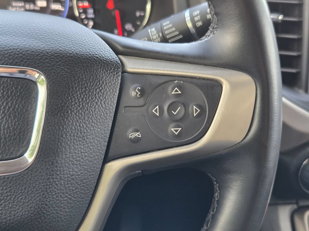 Used 2023 GMC Acadia Denali FWD image 31