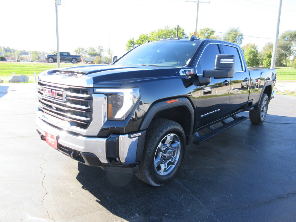 Certified 2025 GMC Sierra 3500 SLE w/ SLE Value Package AWD/4WD image 13