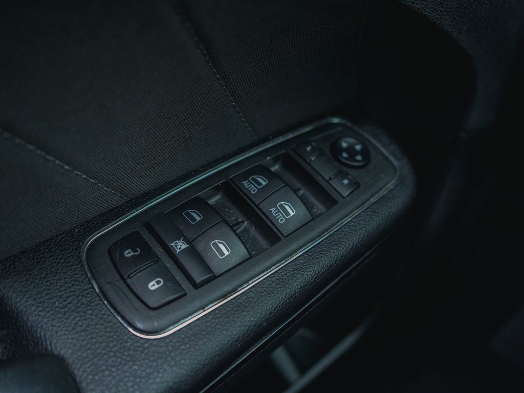 Used 2021 Dodge Charger SXT w/ Blacktop Package image 20