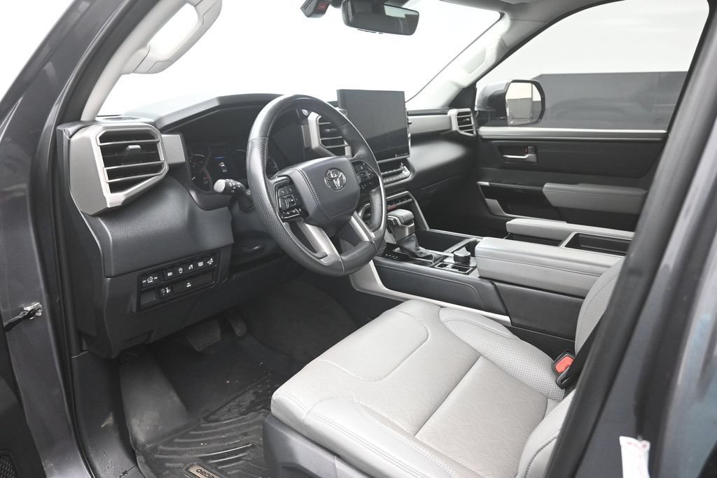Used 2023 Toyota Tundra Limited w/ Power Package AWD/4WD image 19