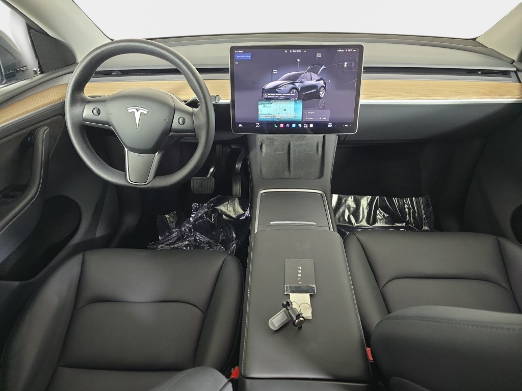 Used 2023 Tesla Model Y Long Range AWD/4WD image 14