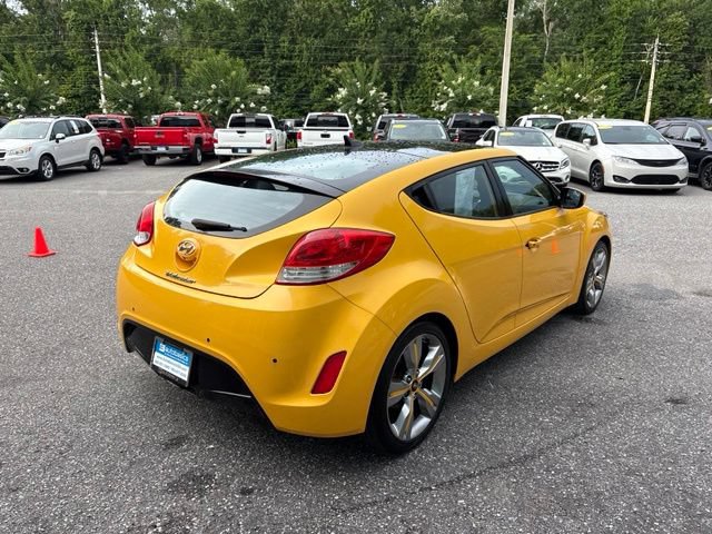 Used 2012 Hyundai Veloster w/ Style Pkg FWD image 5