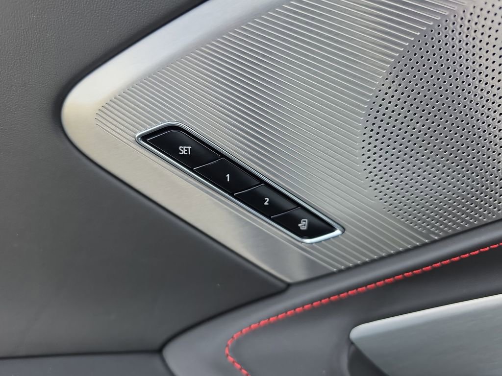 Certified 2024 Chevrolet Corvette Stingray Premium Cpe w/ Z51 Performance Package image 28