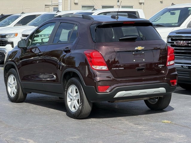 Used 2022 Chevrolet Trax LT w/ Premium Seat Package image 5