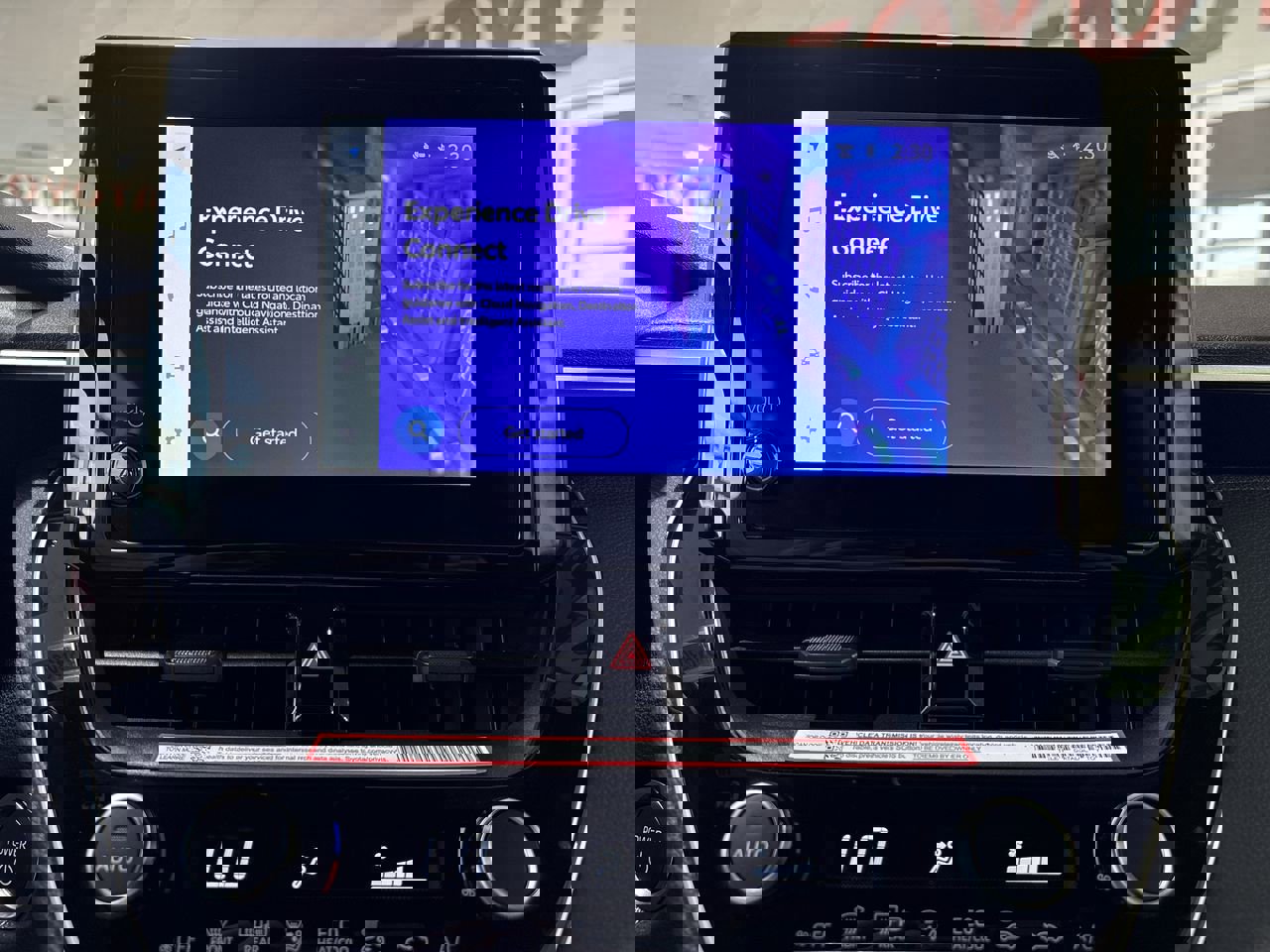 Used 2026 Toyota Corolla SE image 19