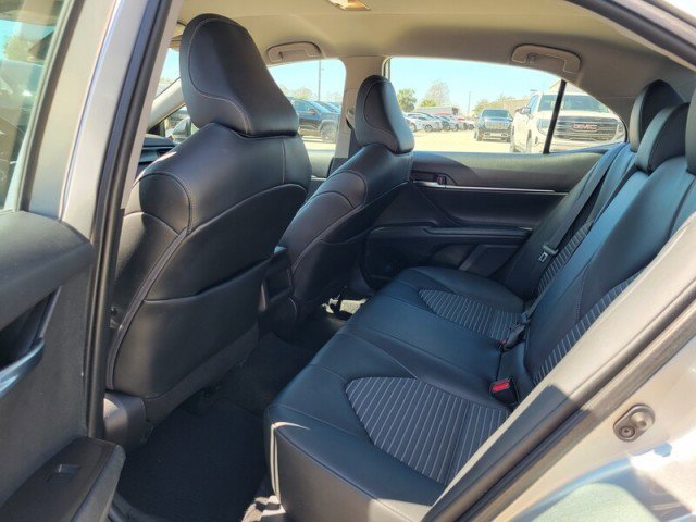 Used 2021 Toyota Camry SE image 26