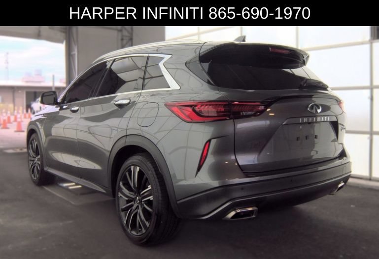 Used 2022 INFINITI QX50 Luxe w/ Appearance Package FWD image 2