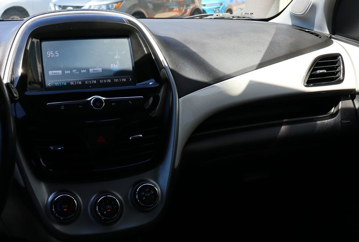 Used 2016 Chevrolet Spark LT FWD image 43