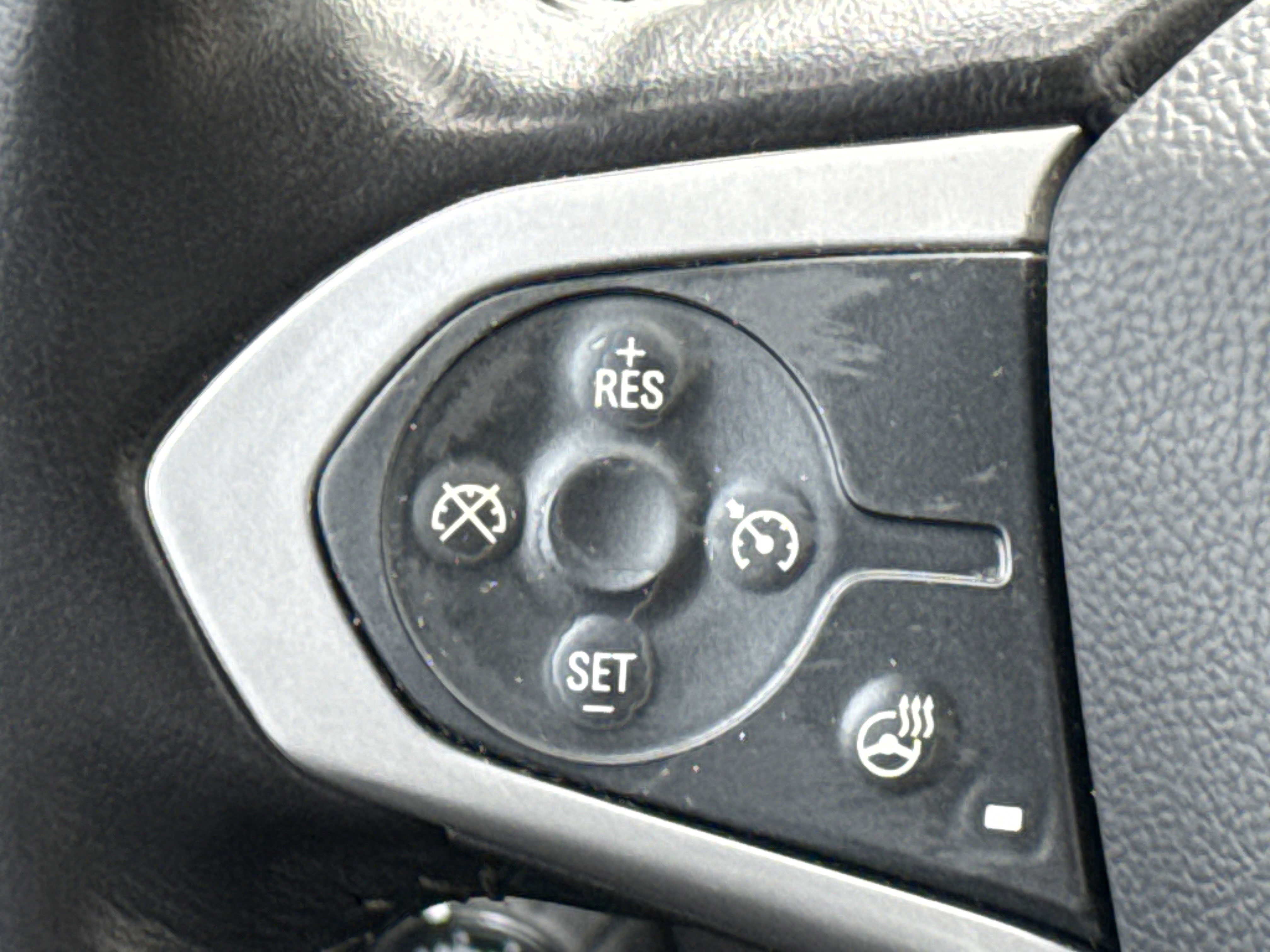 Used 2022 Chevrolet Colorado ZR2 AWD/4WD image 19